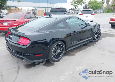 2022 Ford Mustang Ecoboost Fastback z USA, uszkodzony, nr VIN 1FA6P8THXN5145312